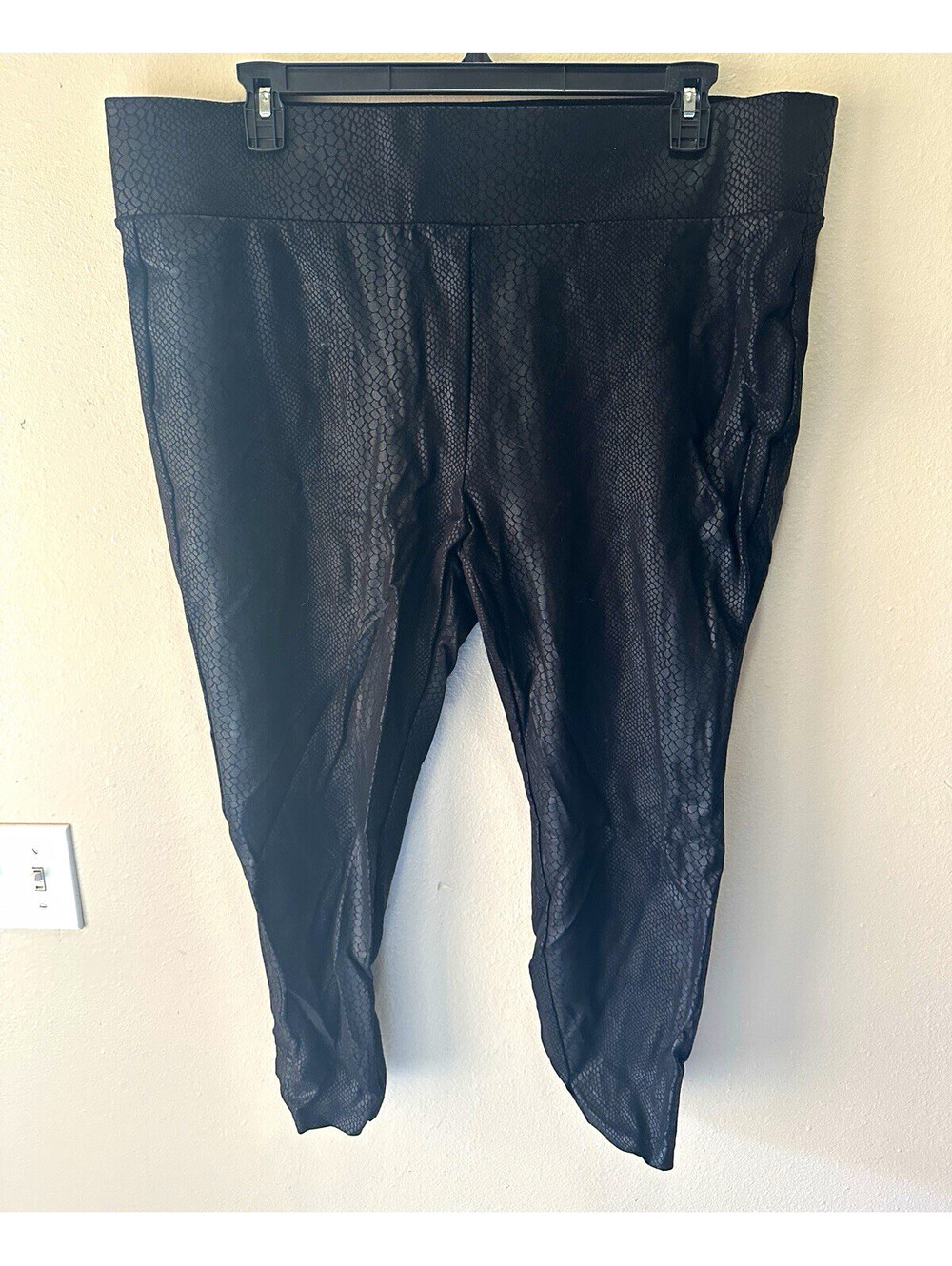 Torrid Pixie Black Skinny Pull-On Pants High Rise Stretch Knit 3XL 24" Inseam